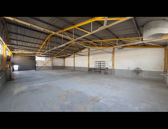 285M² WAREHOUSE TO LET IN SPARTAN
